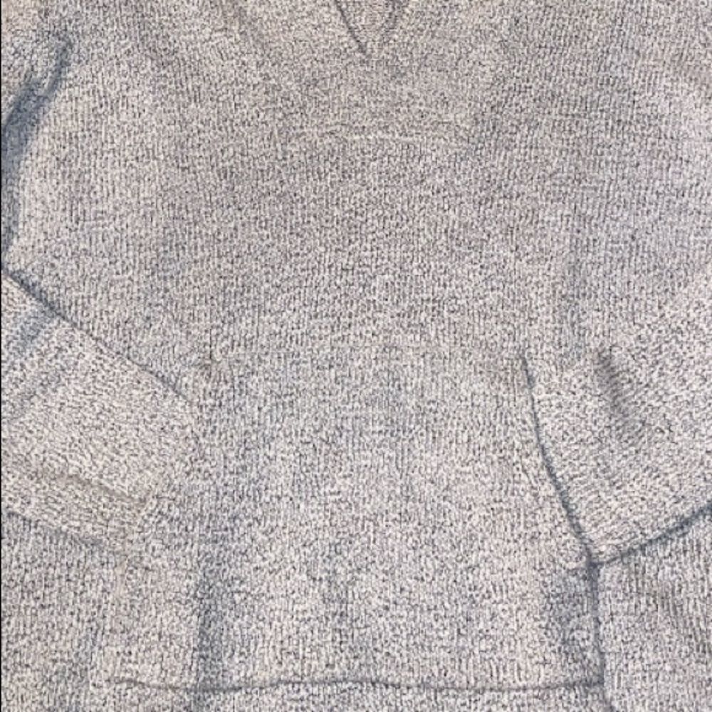 BLUENOTES Marled Gray V-Neck Kangaroo Hooded Sweater - Picture 3 of 12